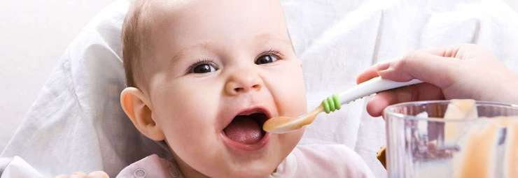 جدول تغذية الطفل الرضيع
