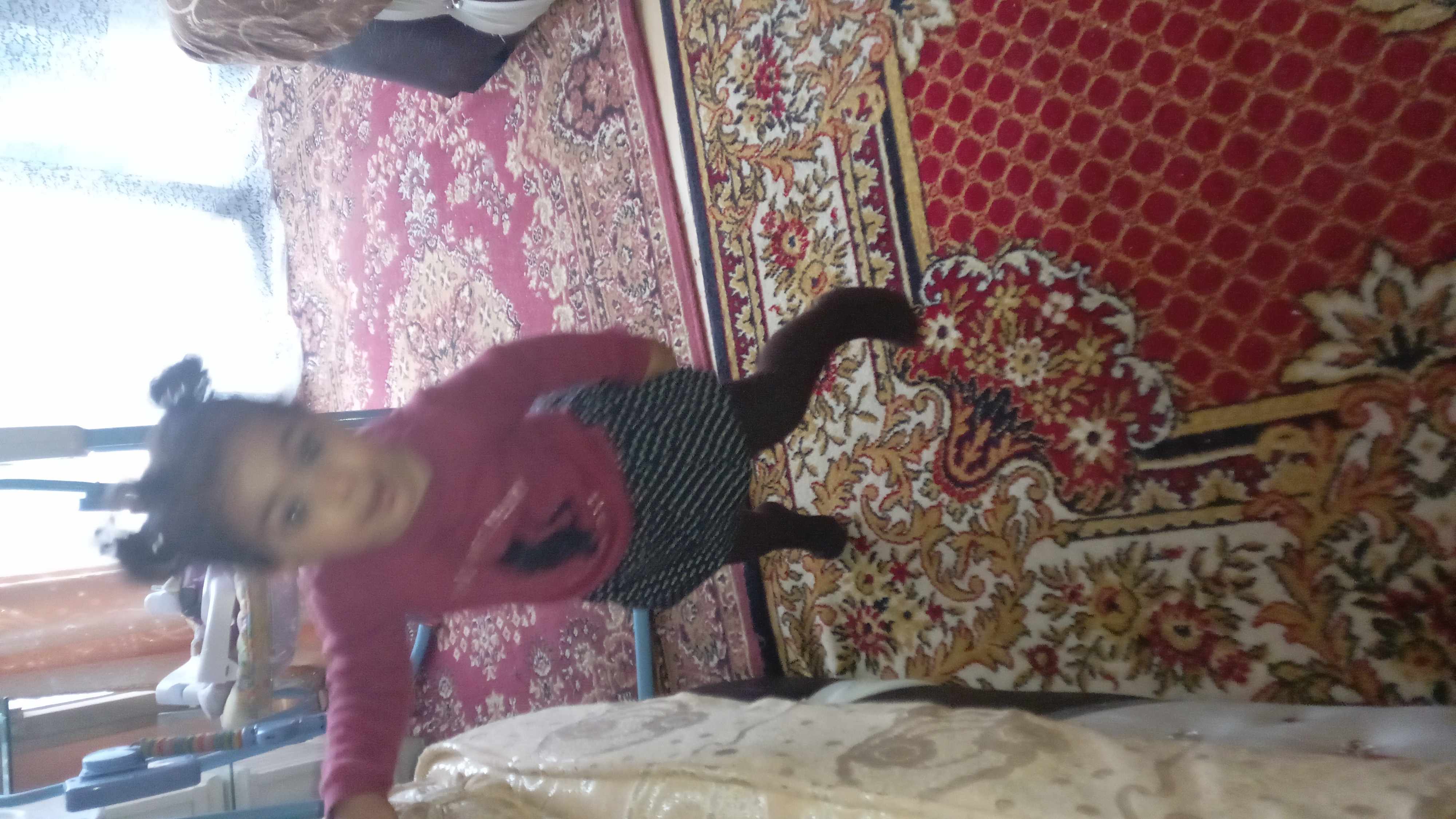 طفلي وقع و صار يمشي على اطراف اصابعه