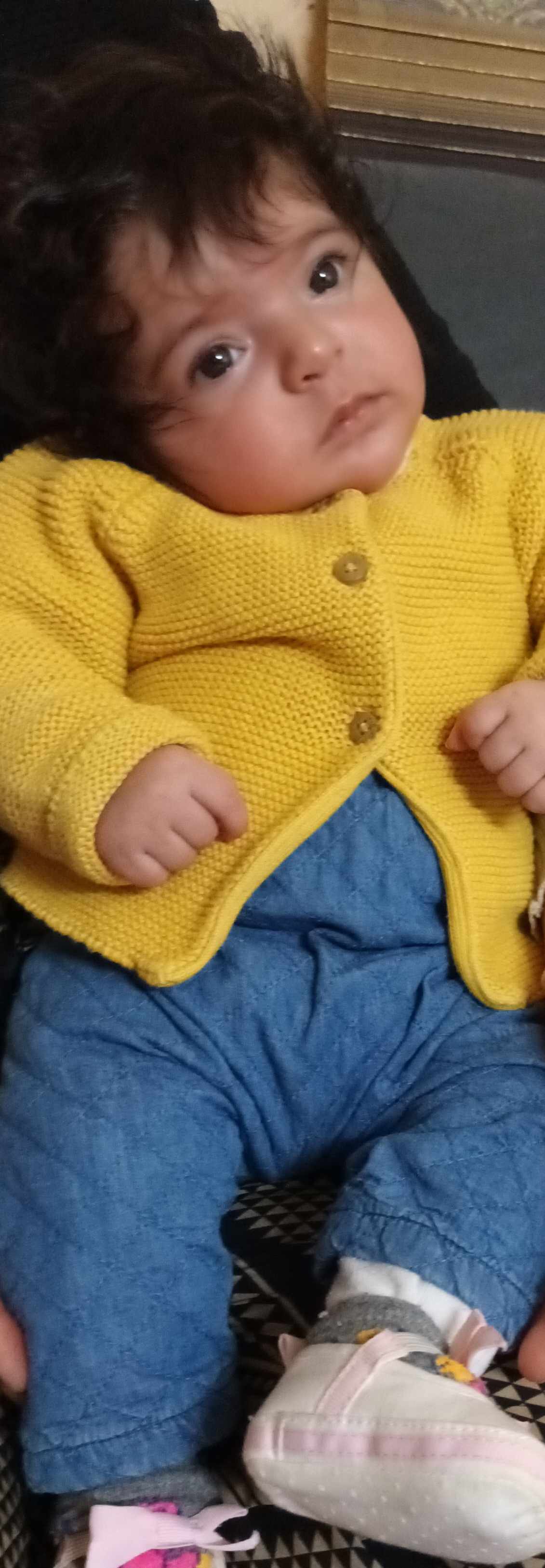 طفلي يميل رأسه لليمين من الولادة
