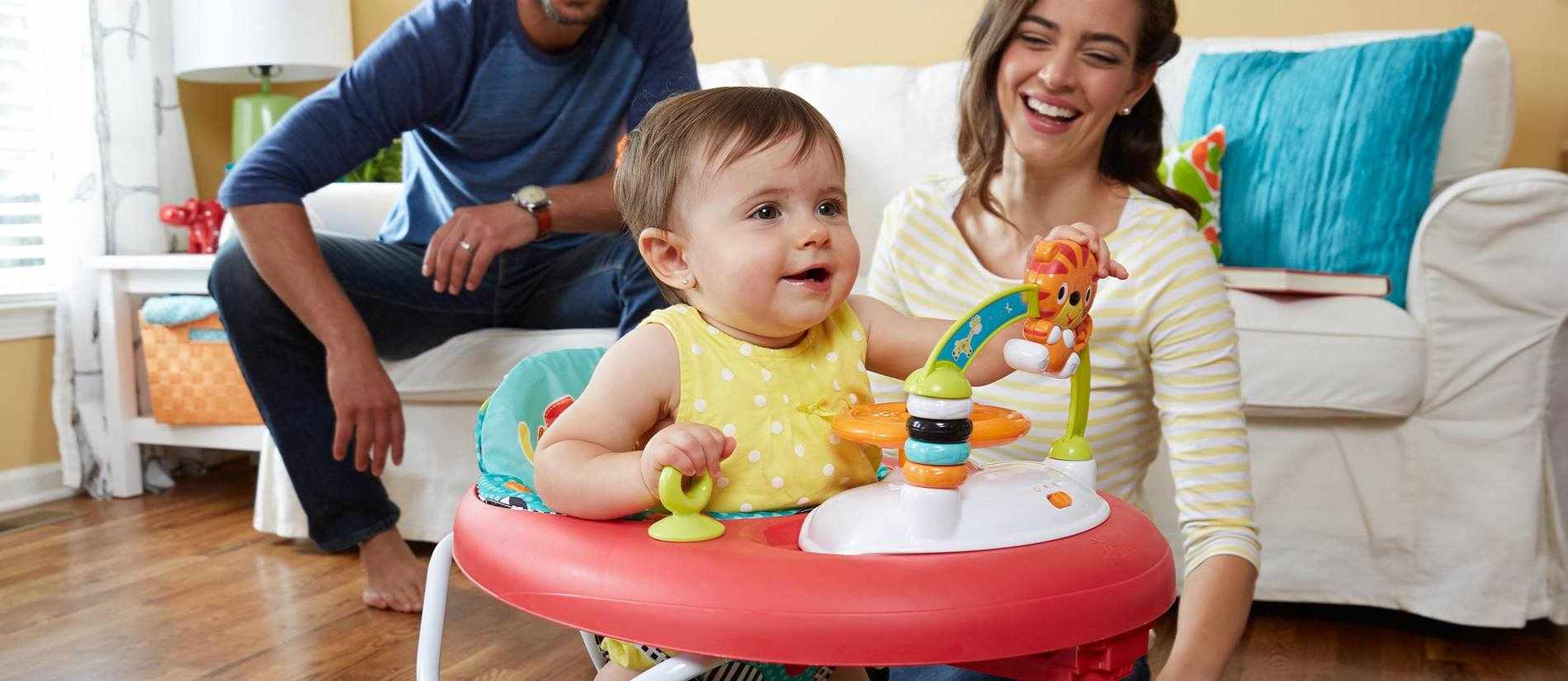 تواصل الأم مع الطفل بعمر سنة حتى سنتين